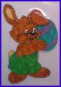Hase mit Ei
